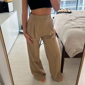 Zara Tan Wide Leg Pleated Pants (NEVER WORN)